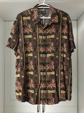GUESS Men’s Black Patterned Short-Sleeve Button Shirt L